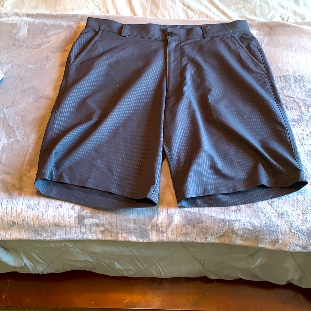 Under Armour | Mens Striped Chino Golf Shorts!
